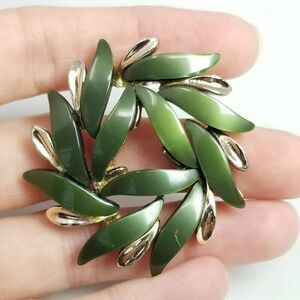 Vintage Claudette Green Lucite Leaf Flower Brooch Retro Lapel Pin, Estate